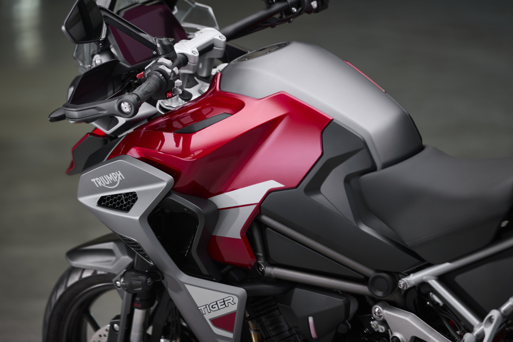 Tiger-1200-GT-Explorer