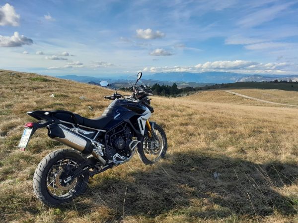 Picture of TRIUMPH TIGER 900: RENČEČI POŽIRALEC KILOMETROV