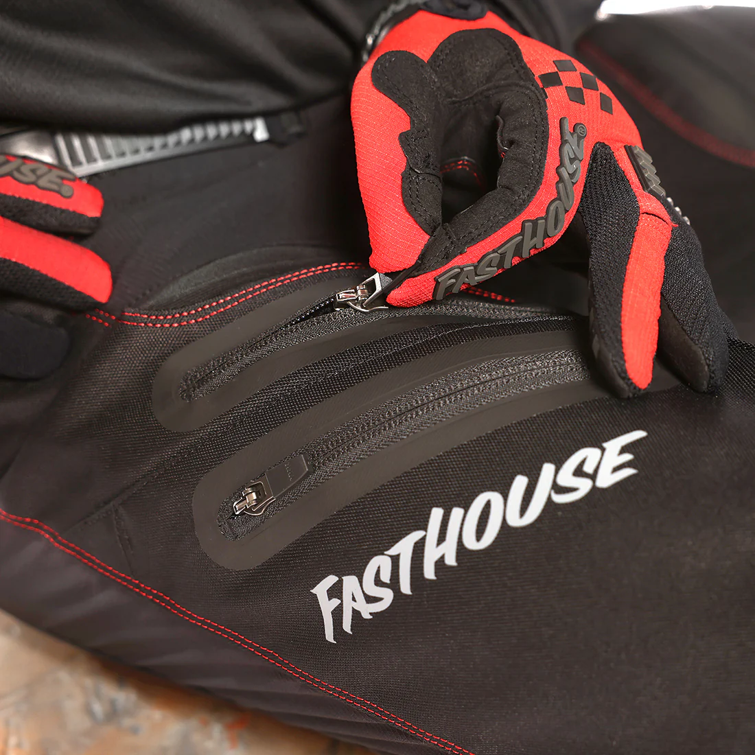 fasthouse-off-road-outland-mx-hlace-crne