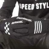 fasthouse-speed-style-grit-rokavice-crne