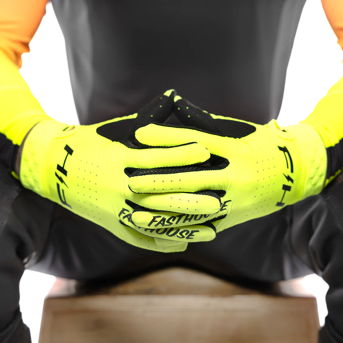 fasthouse-helix-circut-rokavice-fluo