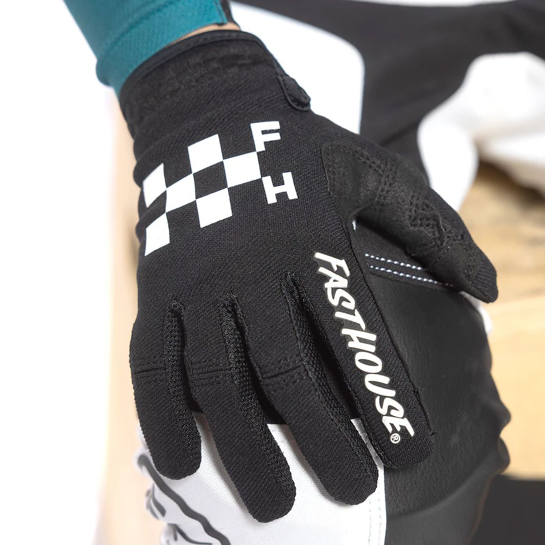 fasthouse-speed-style-grit-youth-rokavice-crne