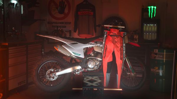 Picture of FASTHOUSE – PRI MOTOX!