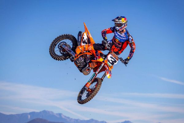 Picture of KTM razkriva nova modela 450 SX-F in 250 SX-F FACTORY EDITION ter elitno ekipo Red Bull KTM Factory Racing za SuperMotocross 2026
