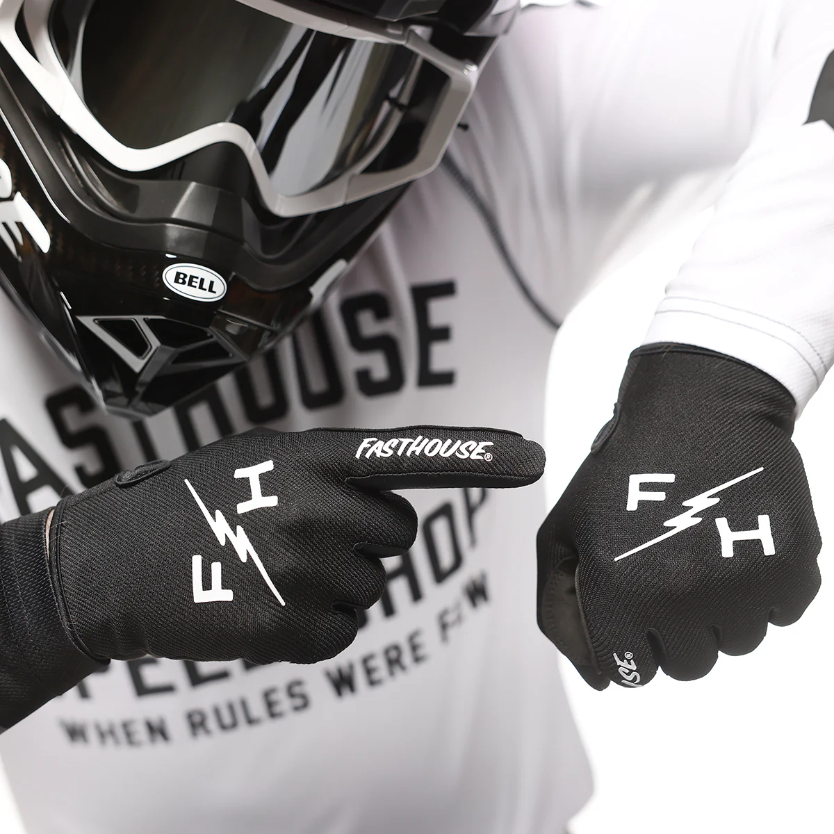 FASTHOUSE CARBON ETERNAL ROKAVICE - ČRNE