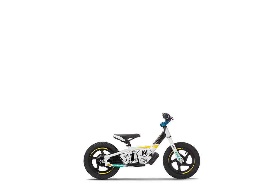 Slika HUSQVARNA EE 1.12 ELEKTRIČNO OTROŠKO POGANJALNO KOLO