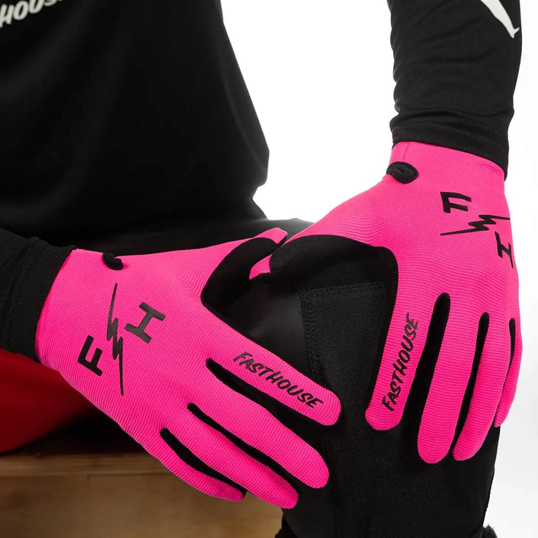 Slika FASTHOUSE CARBON ETERNAL ROKAVICE - ELECTRIC PINK